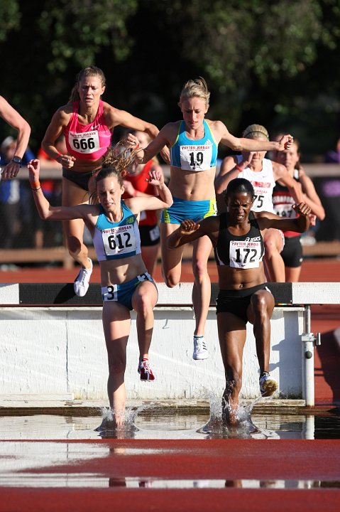 2010 Payton Jordan-096.JPG - 2010 Payton Jordan Invitational, May 1, Cobb Track and Angell Field, Stanford, California.